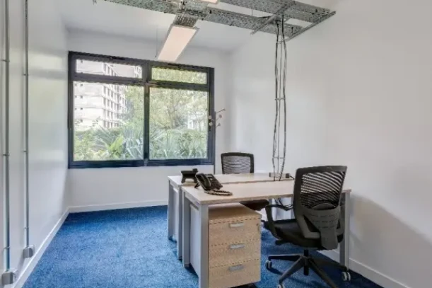 Bureau privé - 75015 - 2 postes - 900€