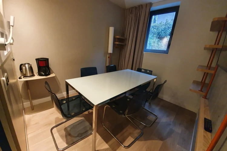 Bureau privé - 92110 - 1 poste - 1500€