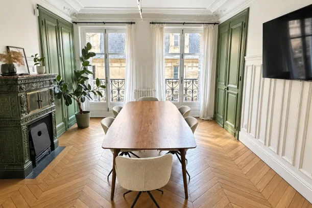 Bureau privé - 75001 - 8 postes - 2690€