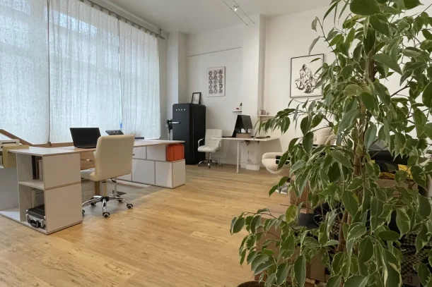Bureau privé - 75010 - 8 postes - 2500€