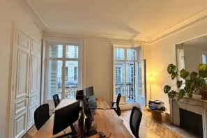 Bureau privé - 75009 - 8 postes - 2000€