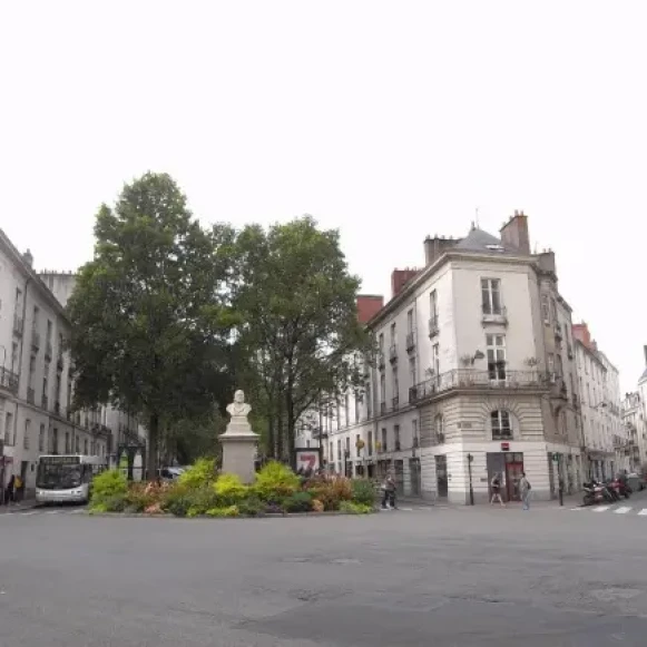 Open Space  5 postes Coworking Rue Buffon Nantes 44000 - photo 6