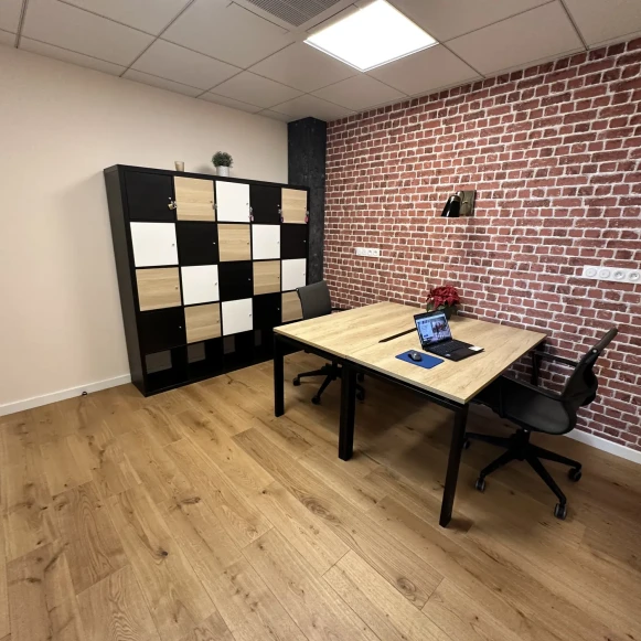 Bureau privé 11 m² 2 postes Location bureau Rue Paul Lafargue Noisy-le-Grand 93160 - photo 3