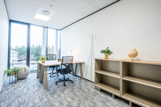 Bureau privé - 33700 - 2 postes - 1014€