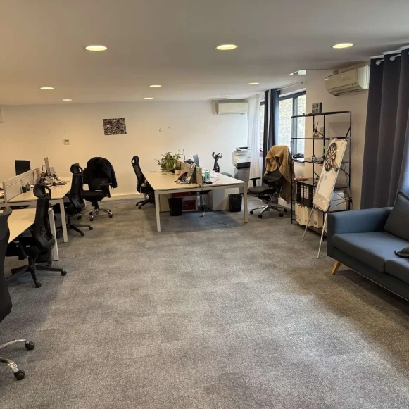 Bureau privé 45 m² 12 postes Location bureau Rue Anatole France Levallois-Perret 92300 - photo 1