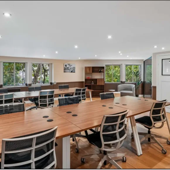 Bureau privé 350 m² 62 postes Location bureau Rue Alphonse de Neuville Paris 75017 - photo 11