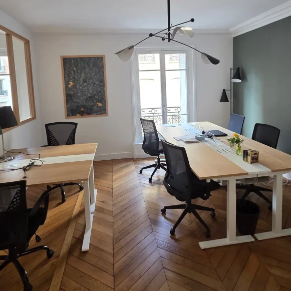 Espace indépendant 18 m² 6 postes Location bureau Rue Yvon Villarceau Paris 75016 - photo 1