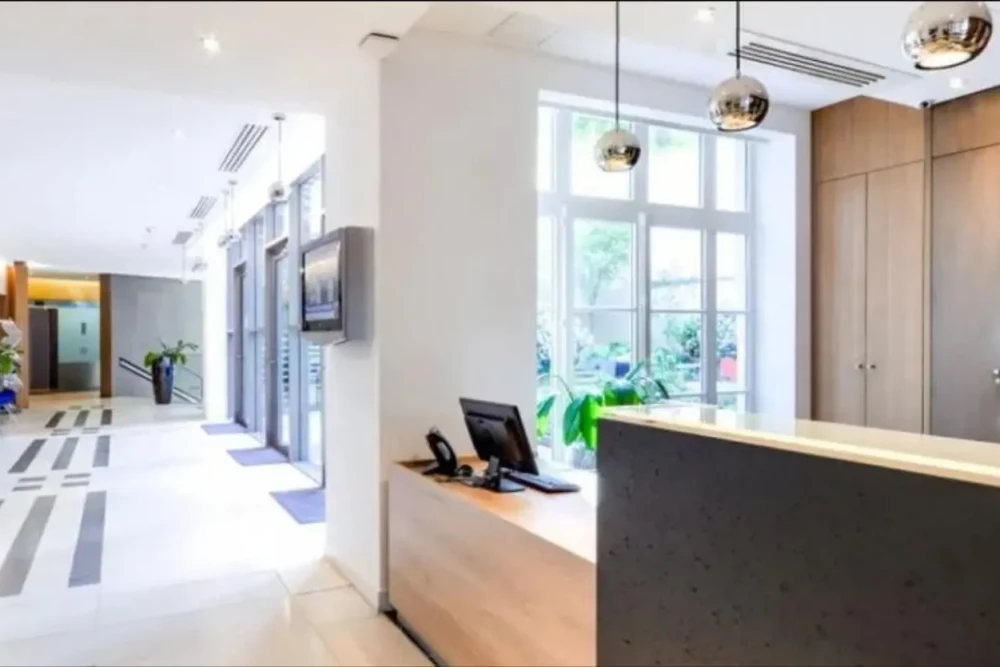 Bureau privé - 75009 - 45 postes - 34650€