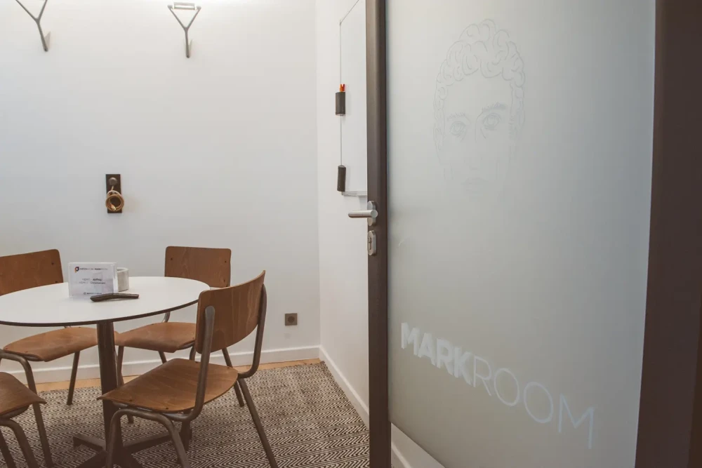 Espace indépendant - 75016 - 105 postes - 55000€