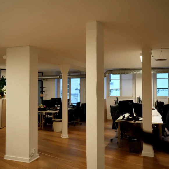 Open Space  6 postes Coworking Rue du Faubourg Montmartre Paris 75009 - photo 4