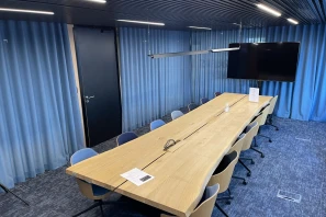 Open Space - 92400 - 12 postes - 550€