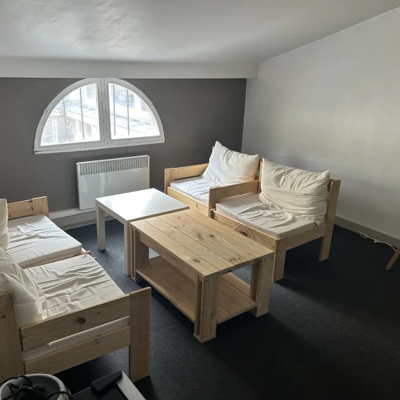 Bureau privé 30 m² 6 postes Location bureau Cours de Tournon Bordeaux 33000 - photo 3