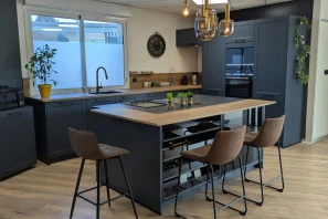 Bureau privé - 42700 - 3 postes - 299€