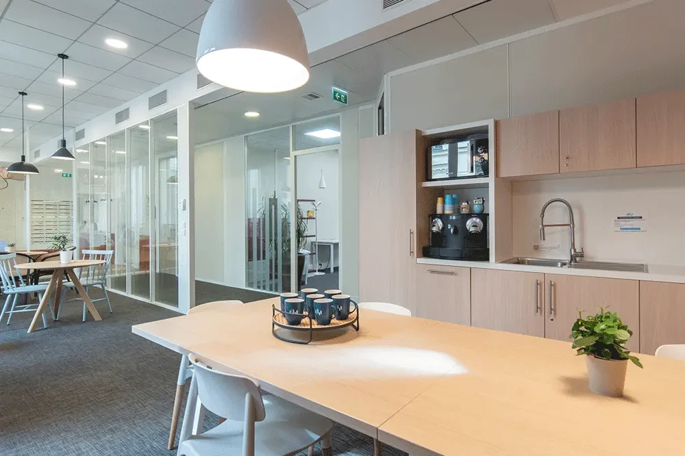 Bureau privé - 75009 - 10 postes - 10598€