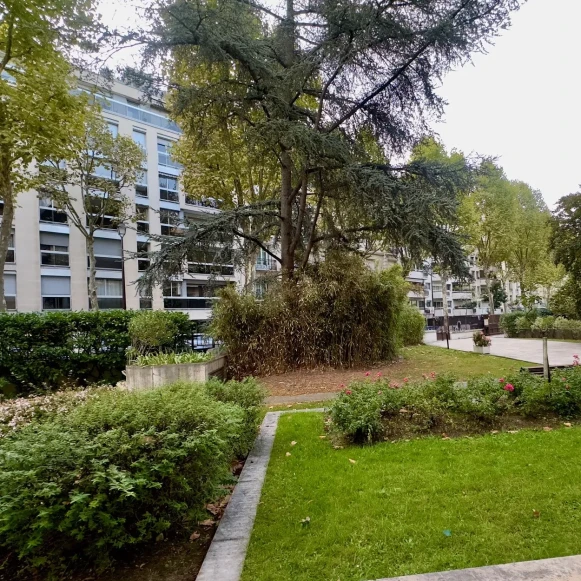 Espace indépendant 40 m² 4 postes Location bureau Rue Parmentier Neuilly-sur-Seine 92200 - photo 7