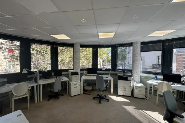 Bureau privé - 75017 - 9 postes - 3200€