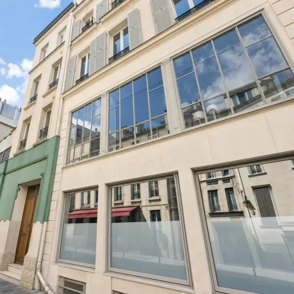 Bureau privé 26 m² 12 postes Location bureau Rue Saulnier Paris 75009 - photo 6