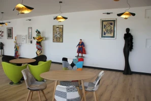 Open Space - 77100 - 50 postes - 252€