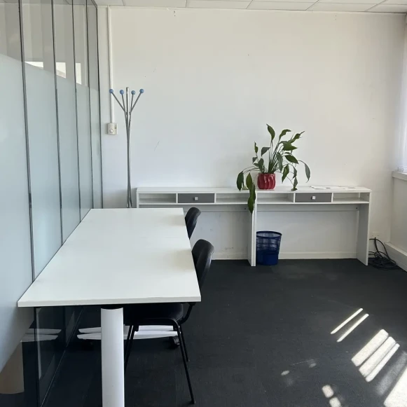 Bureau privé 40 m² 8 postes Coworking Rue André Bollier Lyon 69007 - photo 8