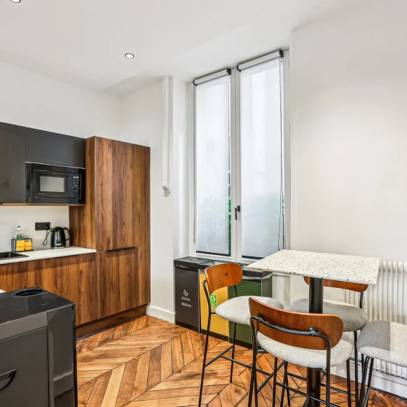 Espace indépendant 170 m² 30 postes Location bureau Rue de la Bourse Paris 75002 - photo 8