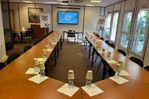 Espace indépendant - 75011 - 12 postes - 6400€