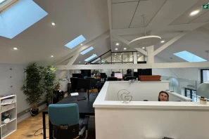 Espace indépendant - 69007 - 30 postes - 9000€