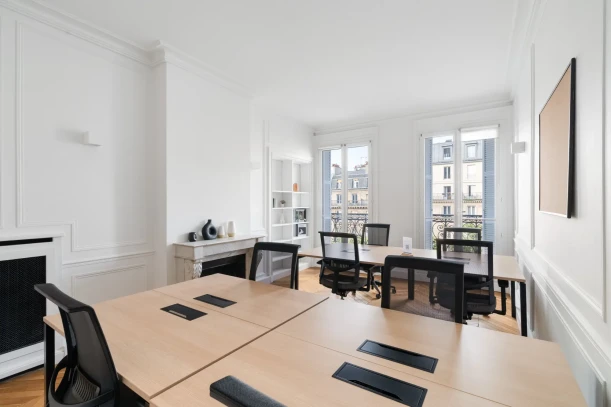 Espace indépendant - 75017 - 40 postes - 22000€