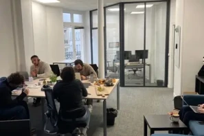 Open Space - 75002 - 4 postes - 350€