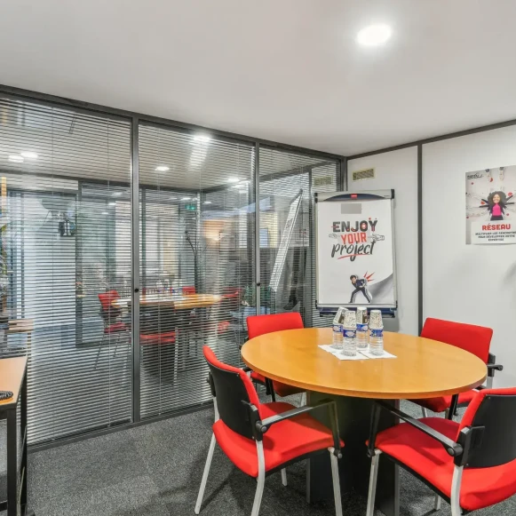 Bureau privé 20 m² 3 postes Coworking Rue Jean Jaurès Levallois-Perret 92300 - photo 11