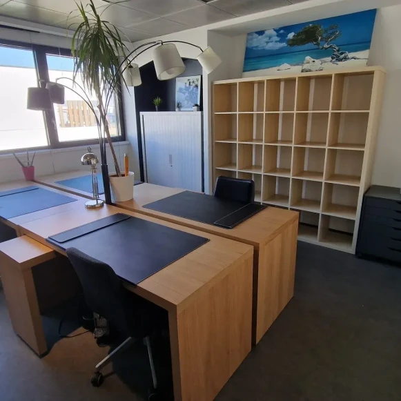 Bureau privé 19 m² 4 postes Coworking Rue Jacobi-Netter Strasbourg 67200 - photo 2