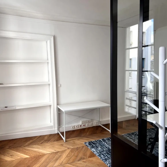 Bureau privé 25 m² 4 postes Location bureau Rue Coq Héron Paris 75001 - photo 4