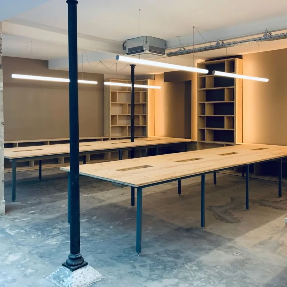 Espace indépendant 270 m² 45 postes Location bureau Rue de la Fidélité Paris 75010 - photo 12