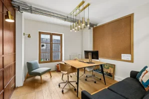 Bureau privé - 75019 - 3 postes - 810€