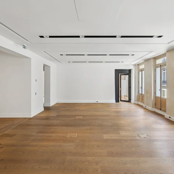 Espace indépendant 180 m² 32 postes Location bureau Rue Bergère Paris 75009 - photo 5