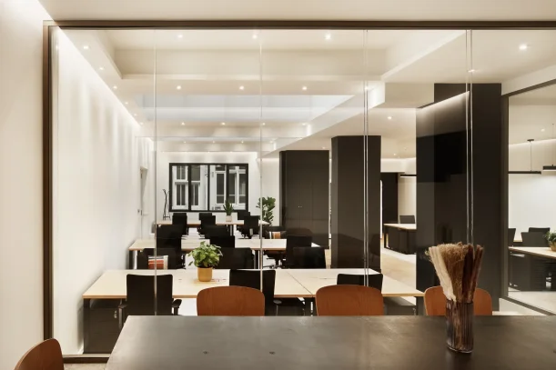 Espace indépendant - 75016 - 52 postes - 36000€