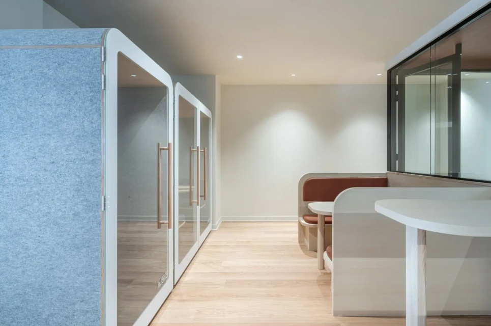 Jöro Rue du Faubourg Poissonnière