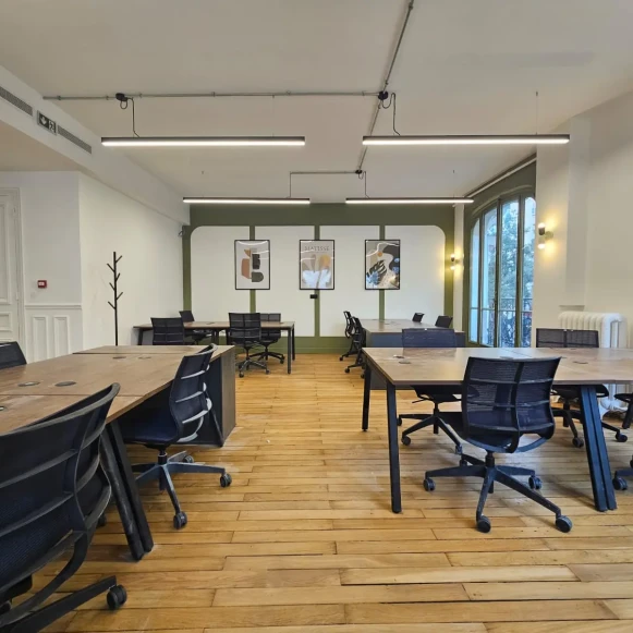 Espace indépendant 160 m² 26 postes Location bureau Rue Beaubourg Paris 75003 - photo 8