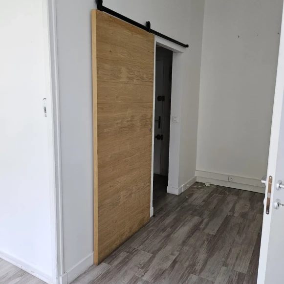 Espace indépendant 38 m² 4 postes Location bureau Rue Desbassayns de Richemont Suresnes 92150 - photo 6