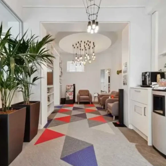 Espace indépendant 350 m² 50 postes Location bureau Rue du Rocher Paris 75008 - photo 1