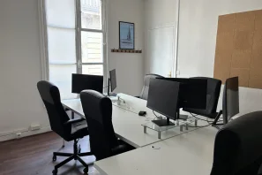 Open Space - 75002 - 6 postes - 450€