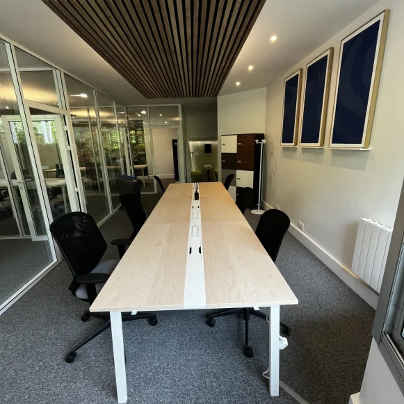Bureau privé 15 m² 6 postes Location bureau Avenue des États Unis Versailles 78000 - photo 2