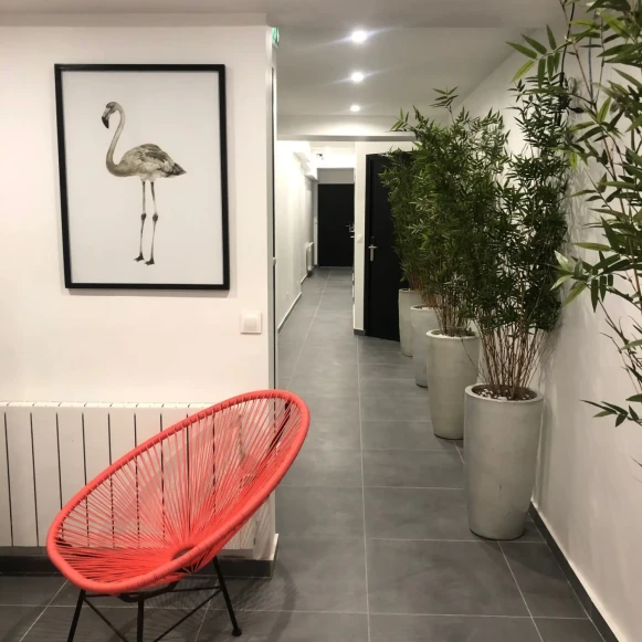 Bureau privé 10 m² 4 postes Coworking Rue de Sambre-et-Meuse Paris 75010 - photo 6