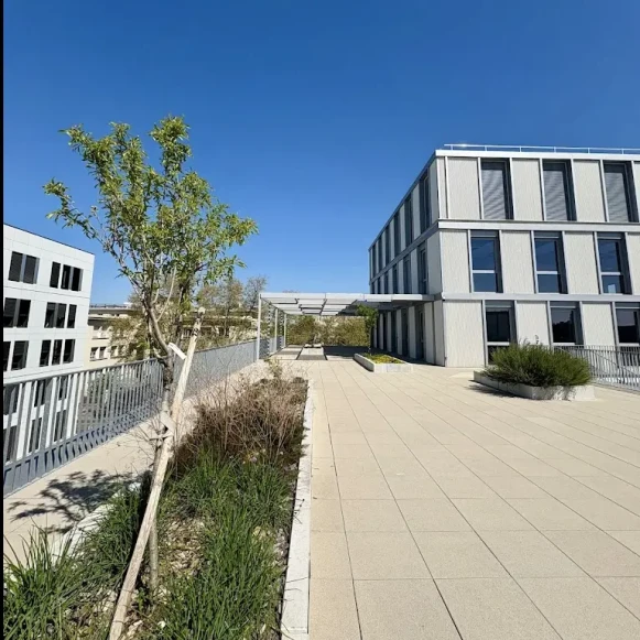 Bureau privé 4 m² 1 poste Location bureau Avenue Rockefeller Lyon 69008 - photo 5