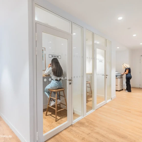 Bureau privé 16 m² 5 postes Location bureau Rue Stephenson Montigny-le-Bretonneux 78180 - photo 8