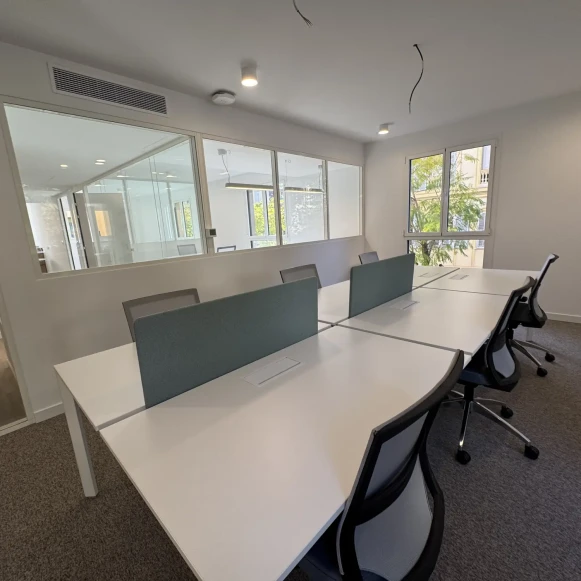 Bureau privé 22 m² 6 postes Location bureau Boulevard Carabacel Nice 06000 - photo 9