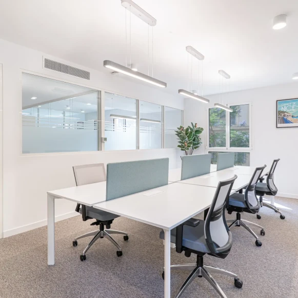 Bureau privé 22 m² 6 postes Location bureau Boulevard Carabacel Nice 06000 - photo 5