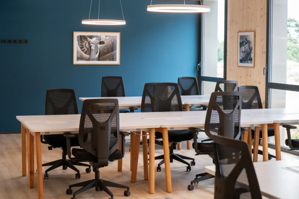 Bureau privé - 34000 - 21 postes - 7652.55€