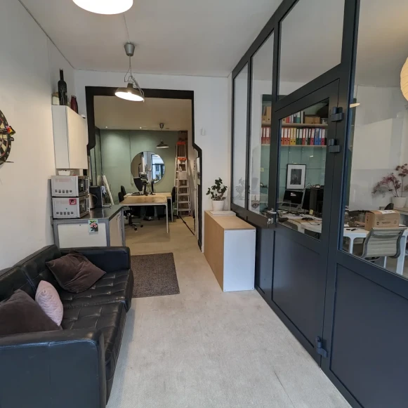 Bureau privé 18 m² 4 postes Coworking Boulevard Voltaire Paris 75011 - photo 6