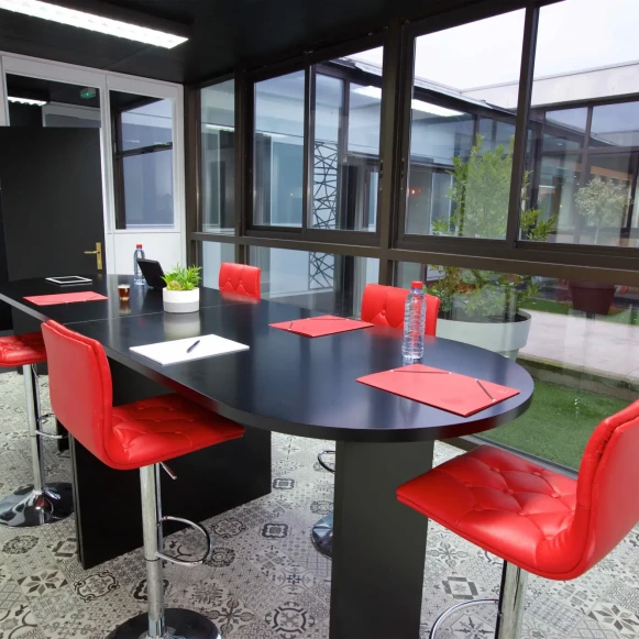 Bureau privé 100 m² 15 postes Coworking Boulevard de Valmy Roanne 42300 - photo 5