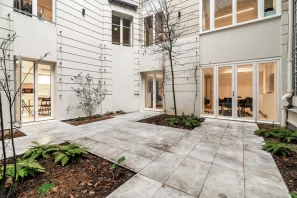 Espace indépendant - 75008 - 18 postes - 9720€